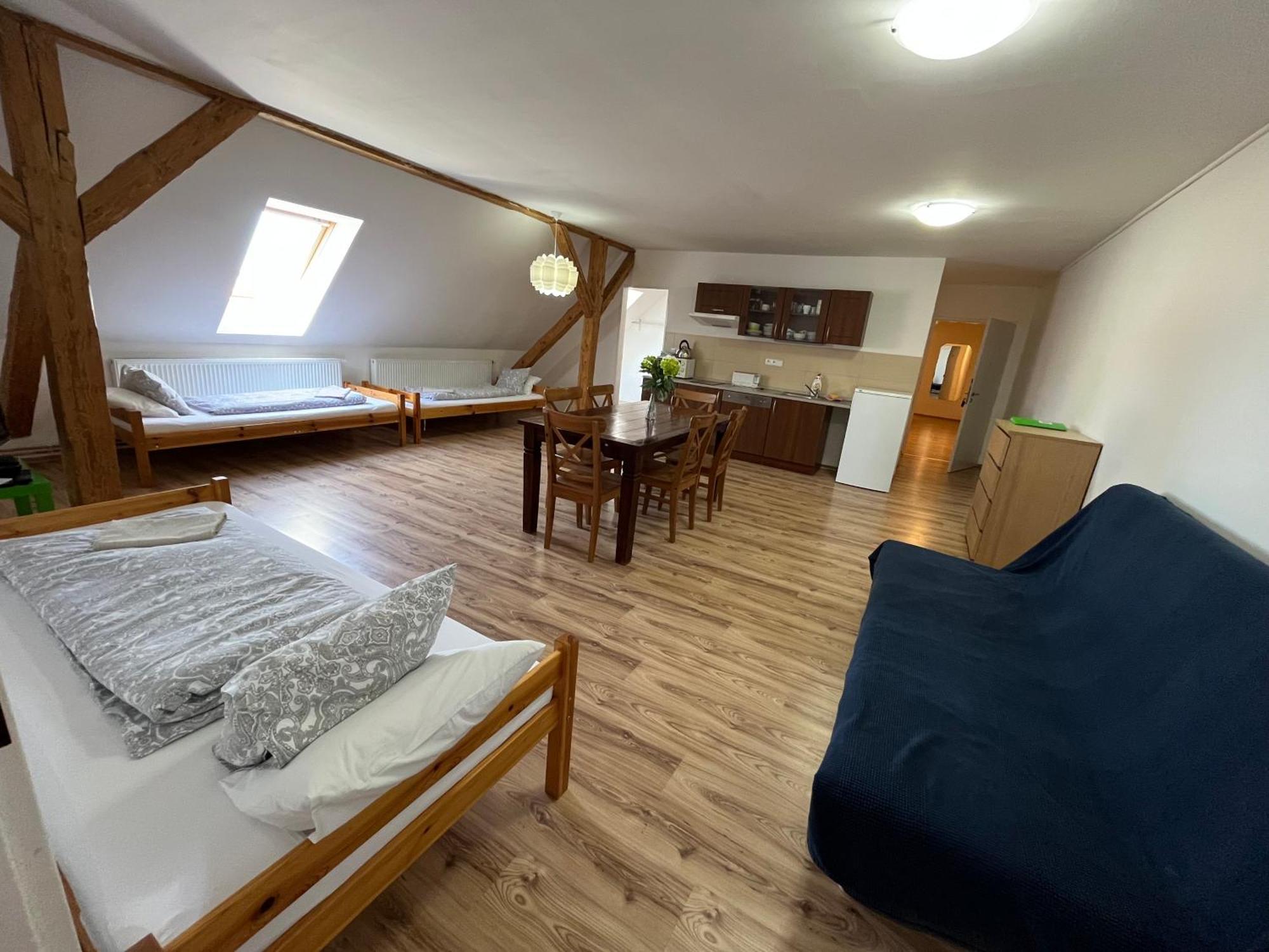 Dvur Nove Zamky Hotell Mladec Eksteriør bilde